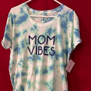 Ladies NWT tee shirt